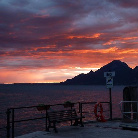 Albergo Casa Este Brenzone sul Garda Ngoại thất bức ảnh