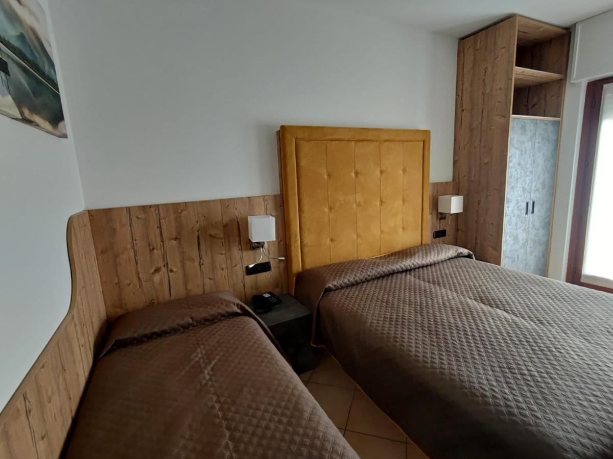 Albergo Casa Este Brenzone sul Garda Ngoại thất bức ảnh