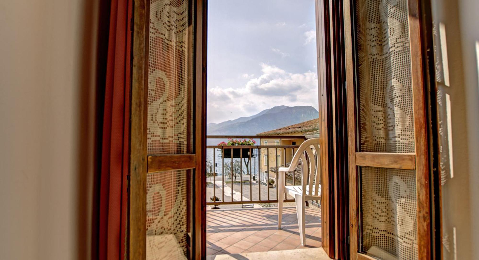 Albergo Casa Este Brenzone sul Garda Ngoại thất bức ảnh