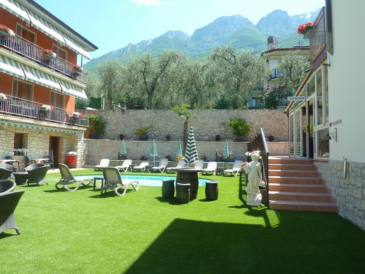 Albergo Casa Este Brenzone sul Garda Ngoại thất bức ảnh
