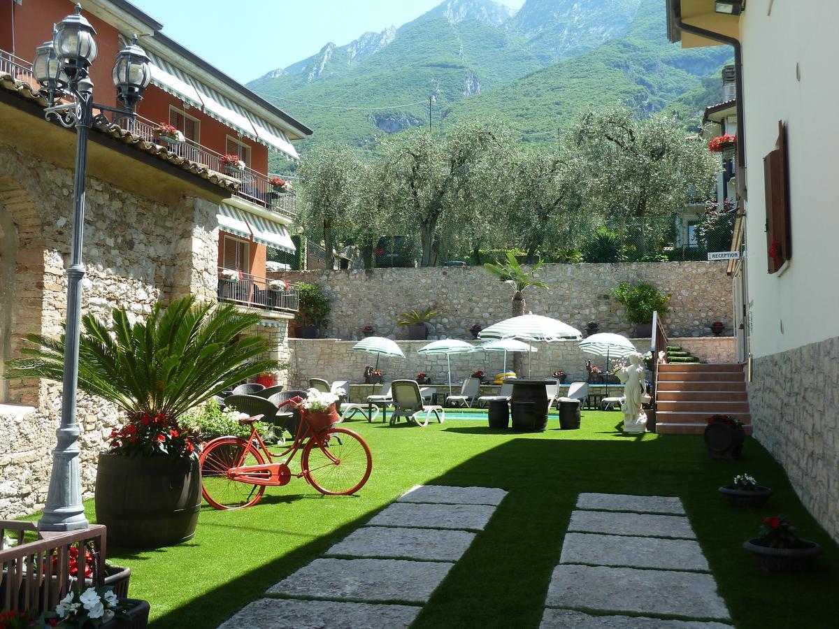 Albergo Casa Este Brenzone sul Garda Ngoại thất bức ảnh