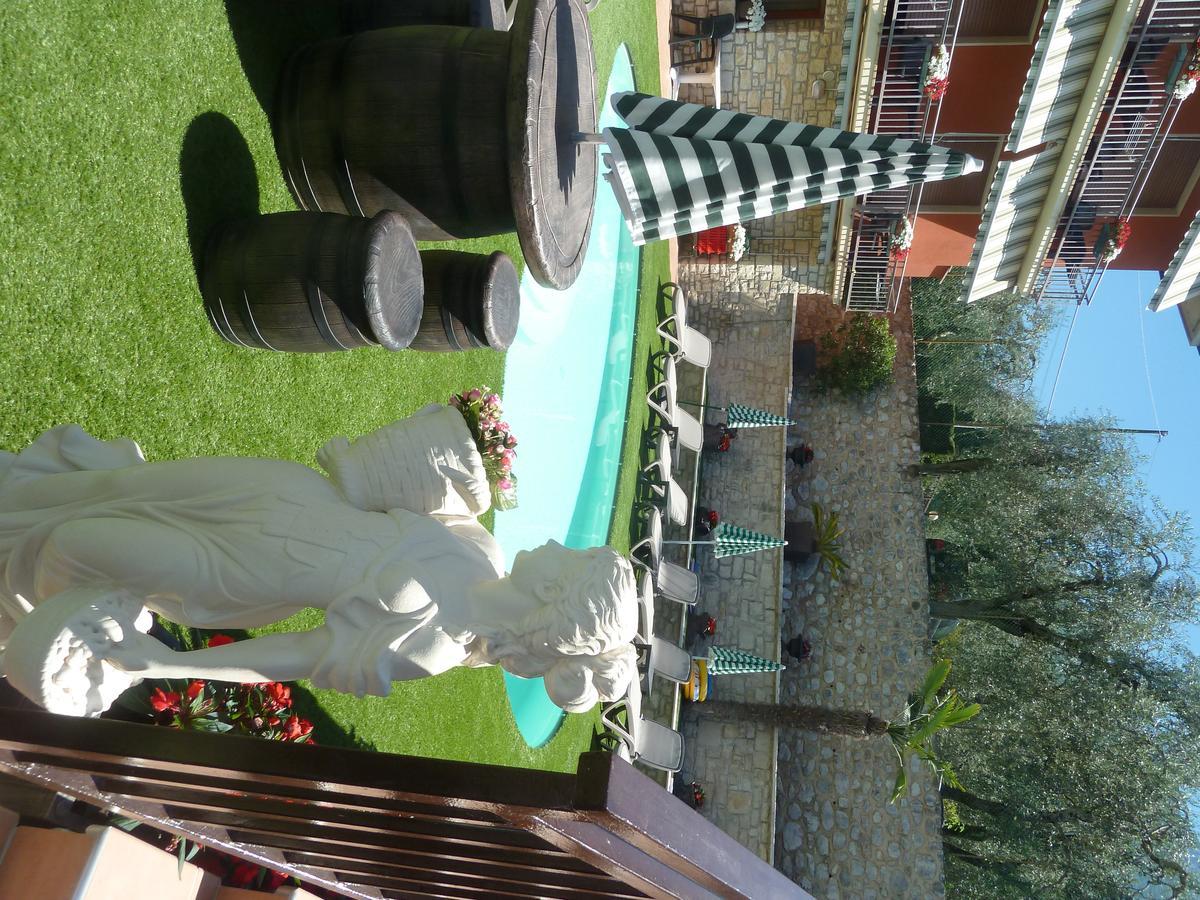 Albergo Casa Este Brenzone sul Garda Ngoại thất bức ảnh
